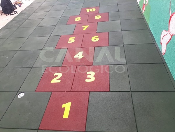 Piso de Borracha Playground e Parquinho