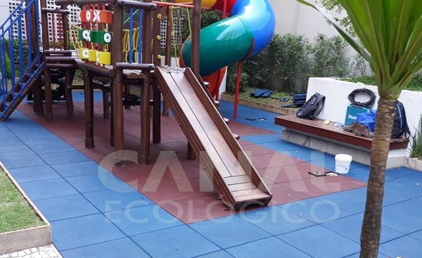 Piso de Borracha Playground e Parquinho