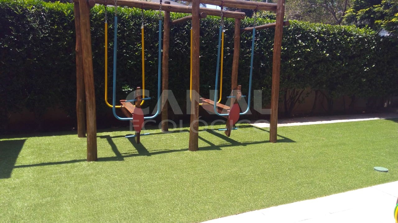 Piso de borracha Playground com grama sint�tica