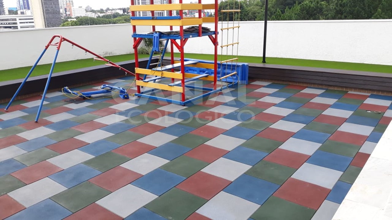 Piso de Playground em Condom�nio 11mm