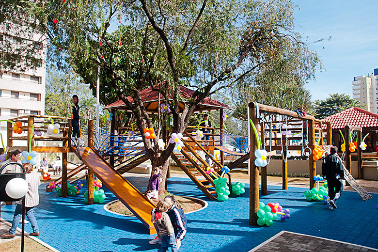 Piso Emborrachado parque infantil